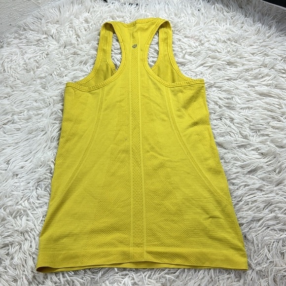 Lululemon Run: Swiftly Tech Racerback Yellow - Picture 4 of 4